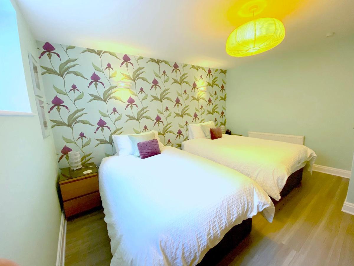 The Garden Apartment, Near Airport & City Manchester Exterior photo